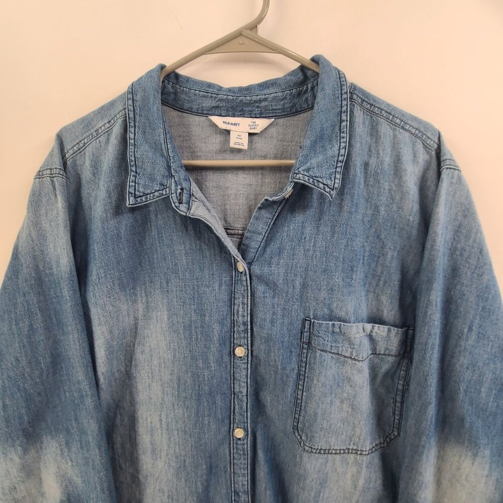 Old Navy Blue Denim Button Down Shirt - Picture 3 of 6